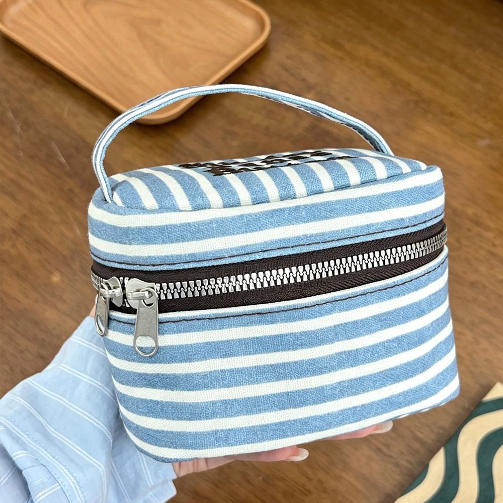 Scatola portaoggetti quadrata  - Cosmetic Bags recensione e prezzo