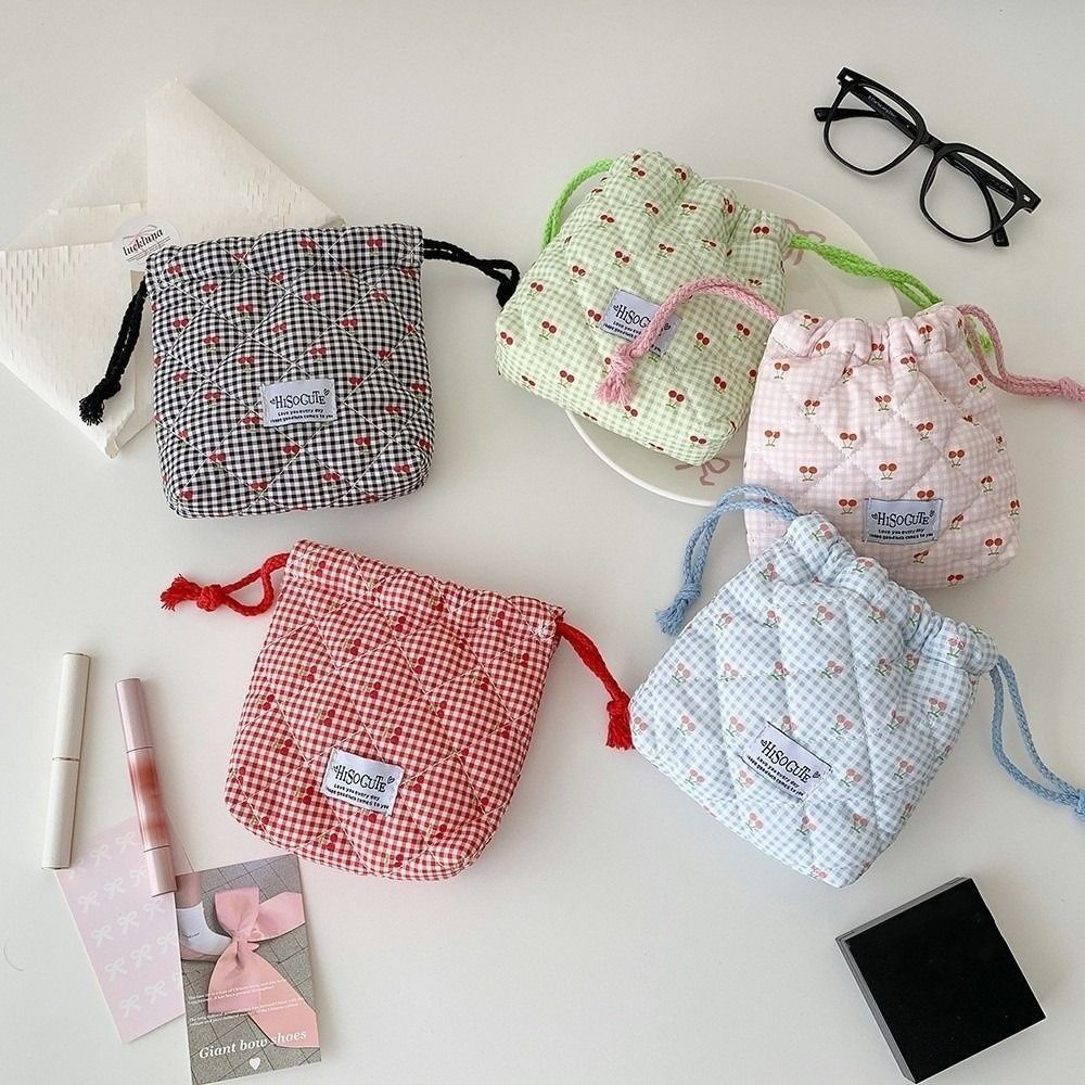 Nuova Borsa con Coulisse Cherr - Cosmetic Bags recensione e prezzo